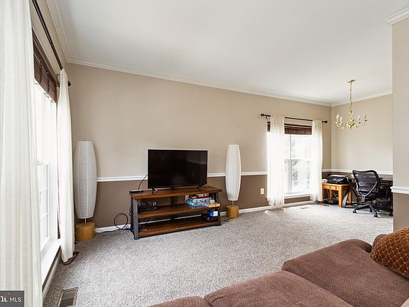 3rd image of 12303 Jarrow Ln