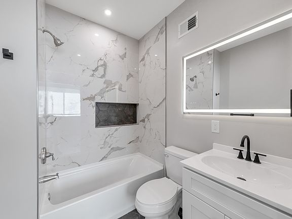 4th image of 2635 W Sterner St