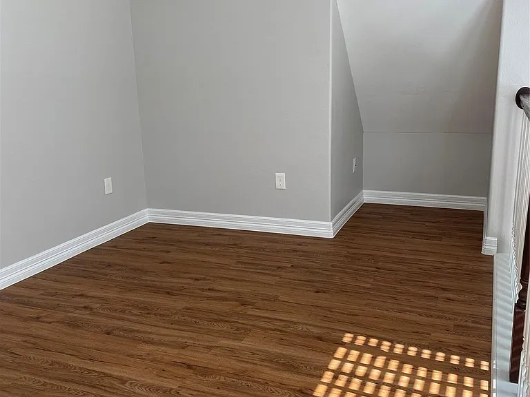 8246 Lanham Ln — Photo 14