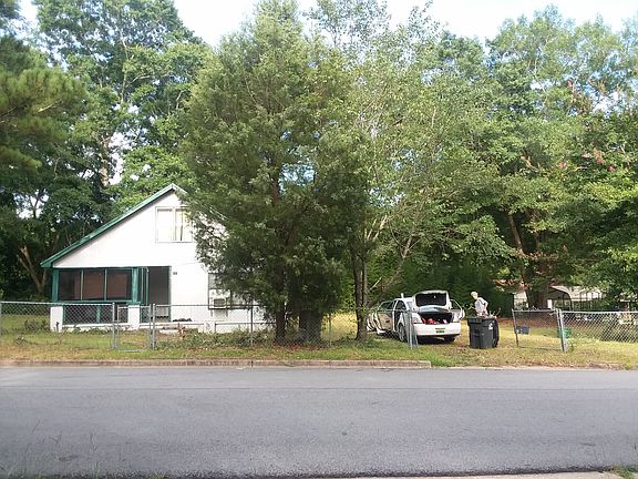 4th image of 405 16th Ave S