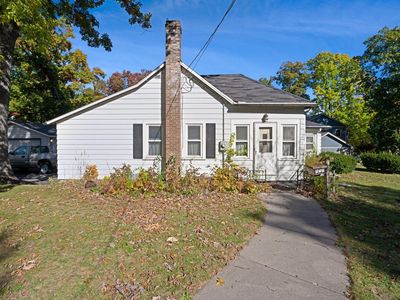 137 Lookout DRIVE, Pewaukee, WI, 53072