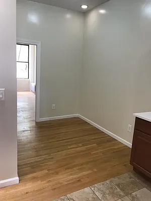 Rented by Landlord Management New York LLC | media 16