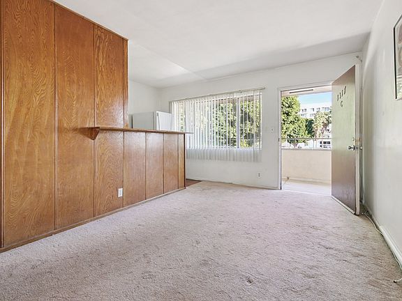 2nd image of 1317 Wilcox Ave #C