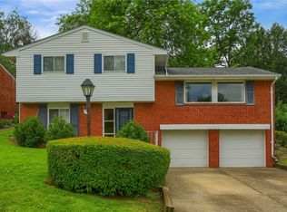 106 Leghorn Dr, Oakdale, PA 15071