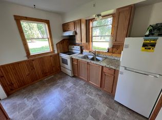 902 Aurdal Ave, Fergus Falls, MN 56537