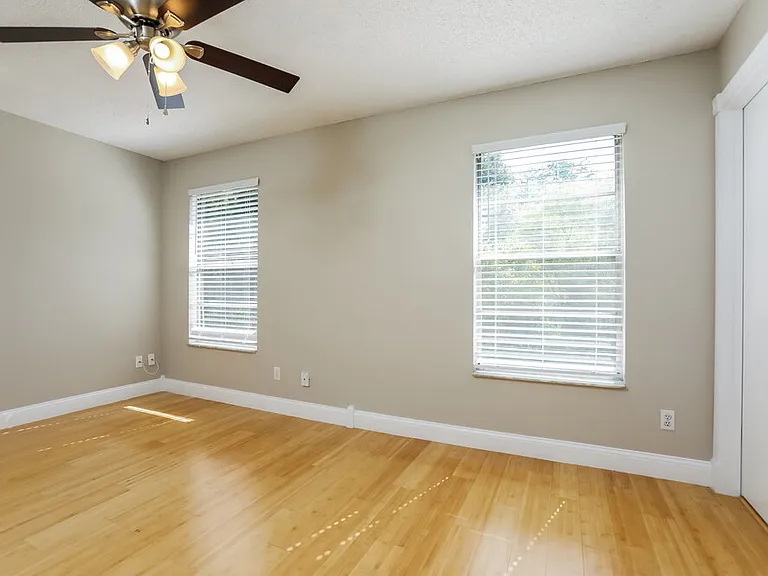 3737 Valencia Grove Ln — Photo 10