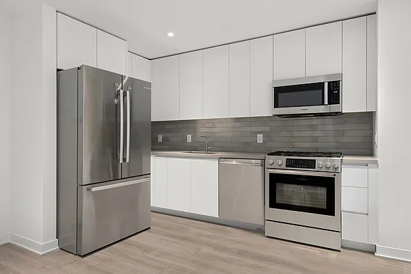 Rented by Compass | media 20