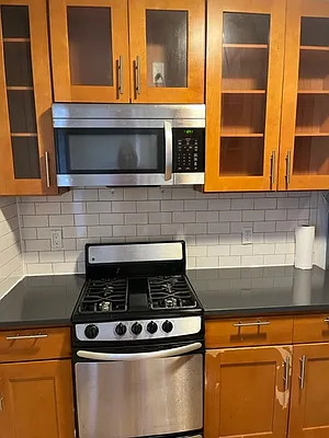 Rented by Alexander Bilu, LREB | media 9