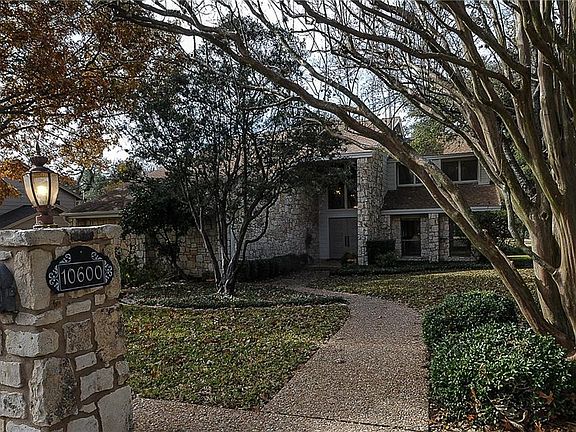 5th image of 10600 Plumewood Dr