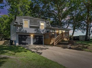1000 Woodland St, Olathe, KS 66061