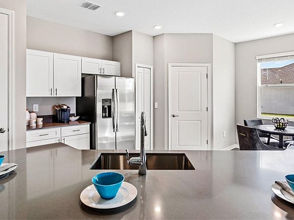 4th image of 1303 Belle Island Ln