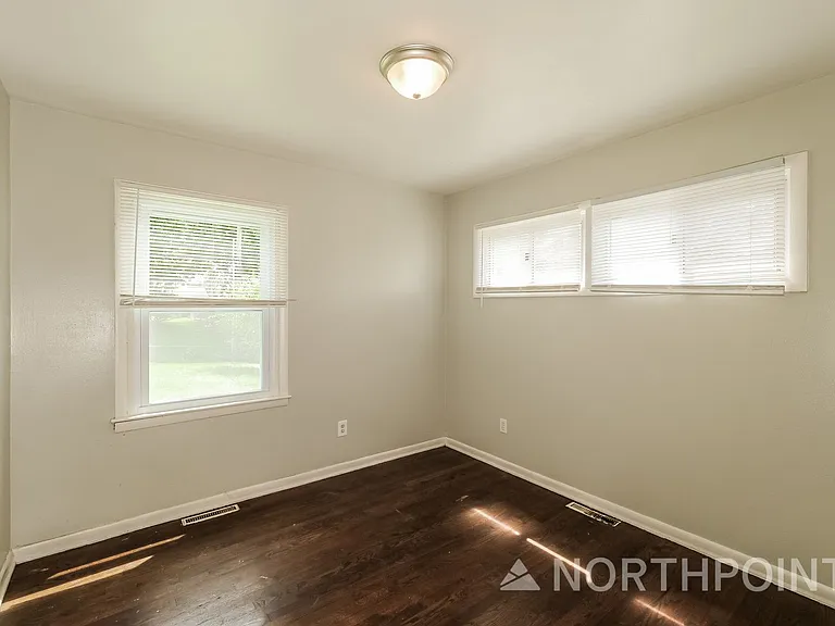 3407 N Pleasant St — Photo 9