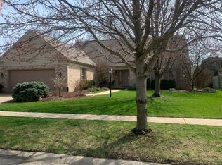 1405 Weathervane Dr, Champaign, IL 61821