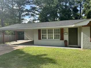 (Undisclosed Address), Columbus, MS 39701