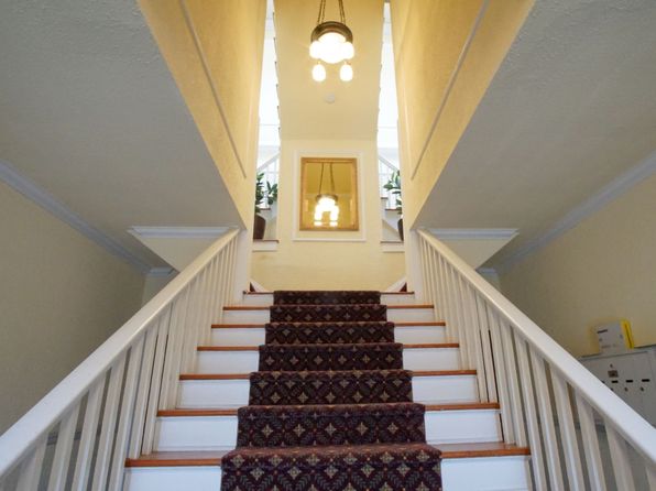 1235 SE Yamhill St #5