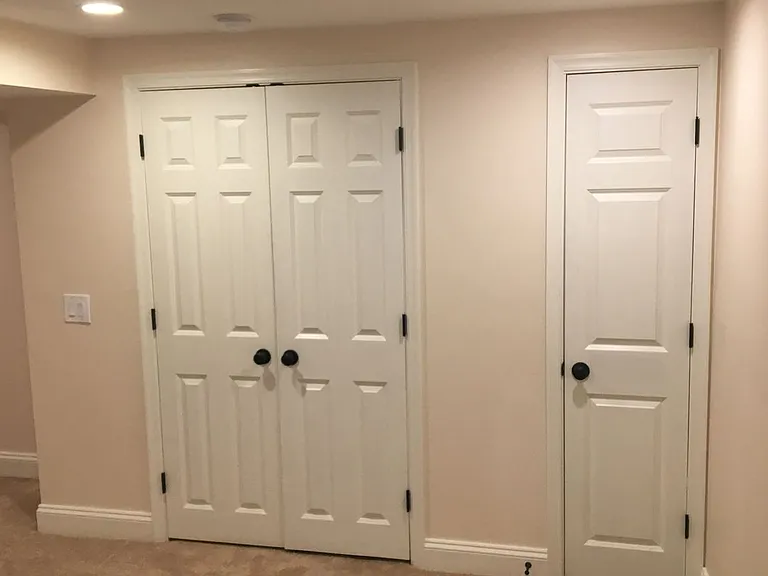 438 W Chestnut St — Photo 11