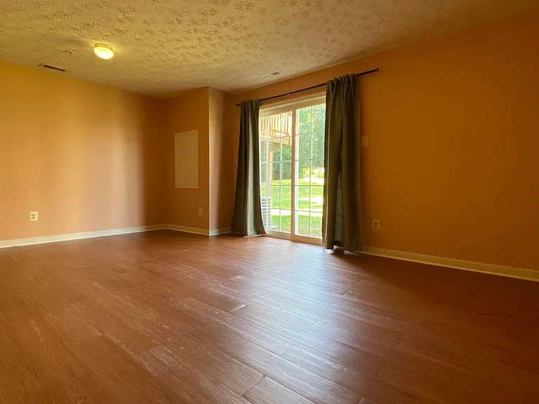 410 Buttonwoods Rd — Photo 15