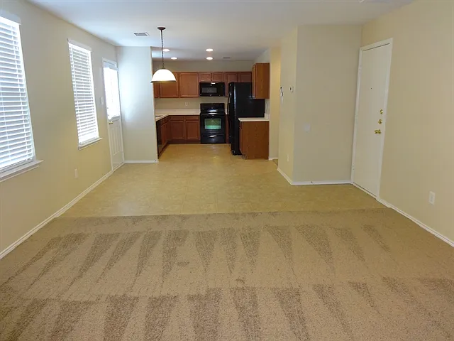 1813 Trego Dr — Photo 5