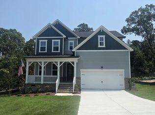 323 Queensferry Ln, Aberdeen, NC 28315