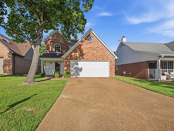 2nd image of 1032 Appling Meadow Dr