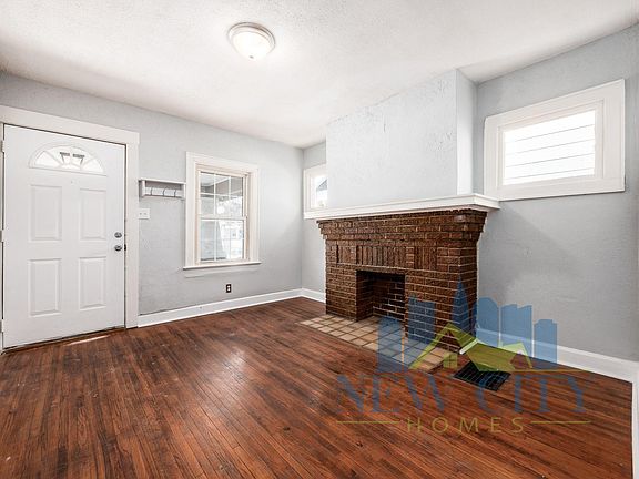2nd image of 434 S Yale Ave