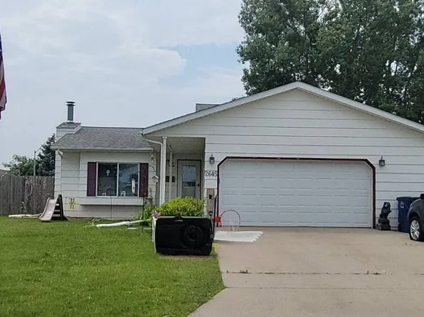 2645 29th Ave S, Moorhead, MN 56560