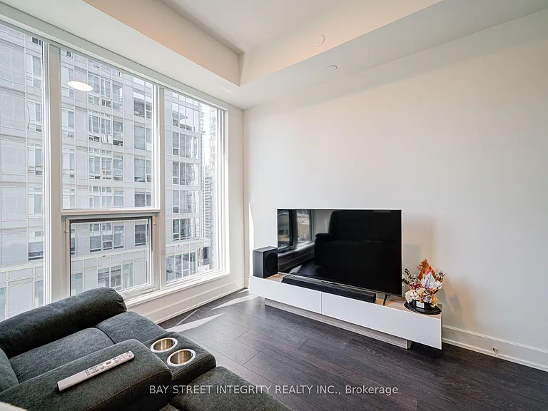 15 Mercer St #2102 — Photo 12