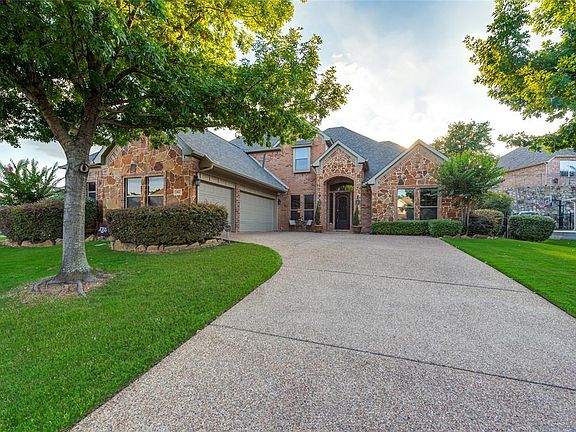 2nd image of 3013 Clearpoint Dr