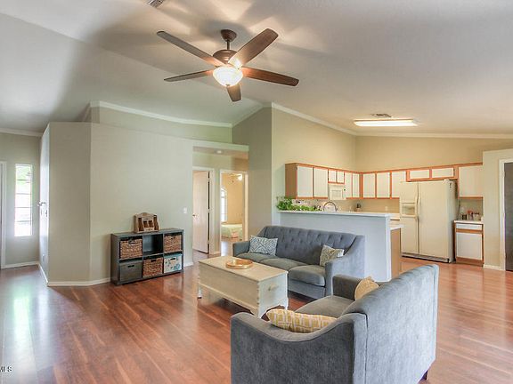 3rd image of 1045 S Canal Dr