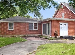 1420 Lakeshore Dr, Metairie, LA 70005