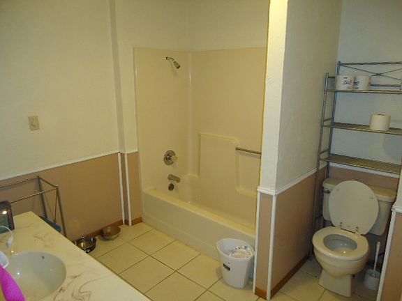 3rd image of 519 Dogwood Ln