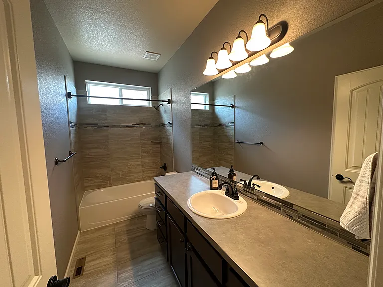 509 Deville Dr — Photo 18