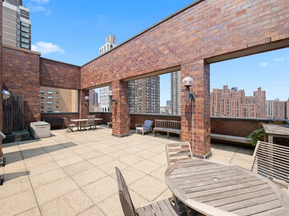 233 East 86th Street image 11 of 14