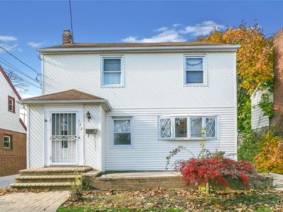 133 Broadfield Road, Hempstead, NY, 11550
