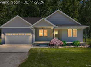 3099 Fruit St, Clay, MI 48001