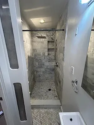 Rented by Compass | media 10