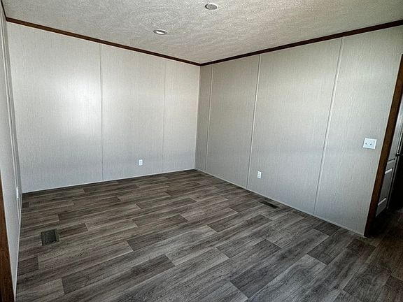 3rd image of 700 E 6th St Lot 43