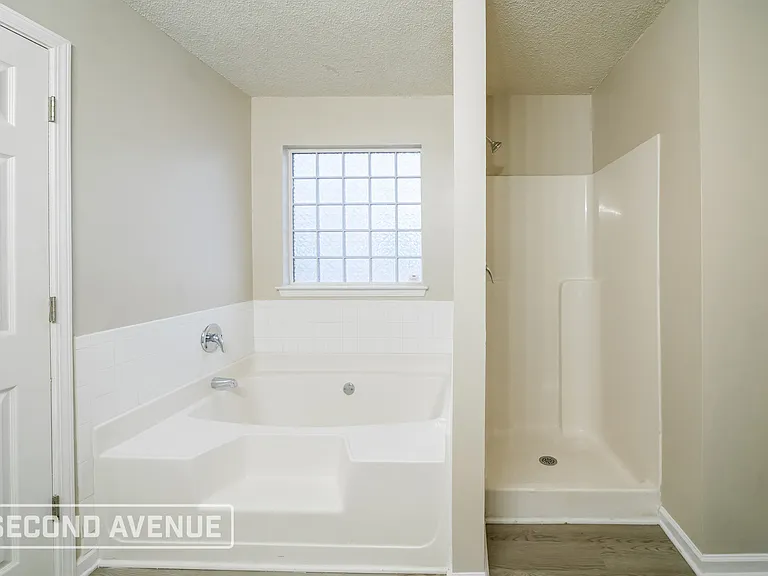 5012 Serenity Point Ln — Photo 12