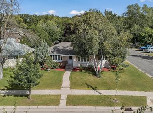 1562 Chamber St, Saint Paul, MN 55106