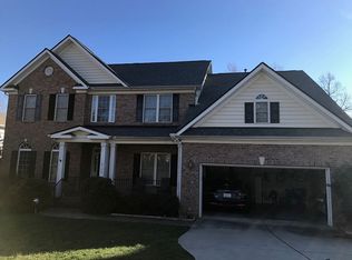 2812 Crystal Oaks Ln, Raleigh, NC 27614