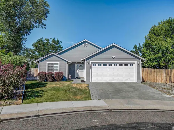 1299 W Aylesbury Ct, Gardnerville, NV 89410