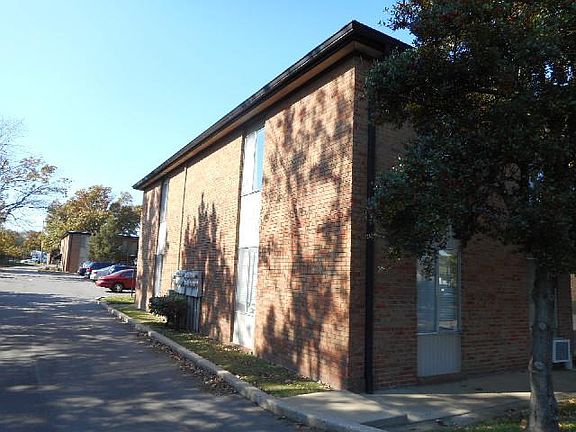 4th image of 2601 Hillsboro Pike APT A7