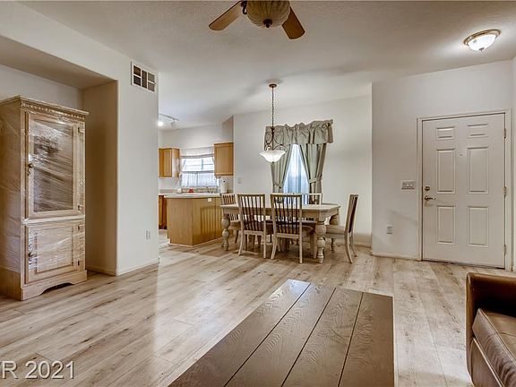 5th image of 3822 Ormond Beach St Unit 102