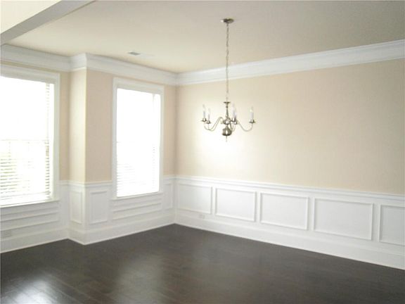 2nd image of 3214 Hideaway Ln