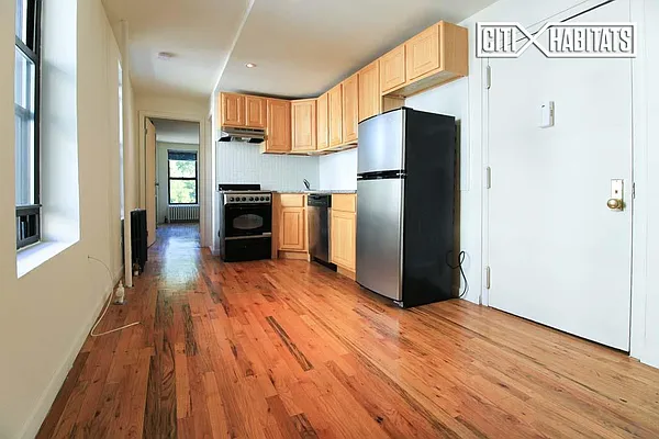 Rented by Citi Habitats | media 13