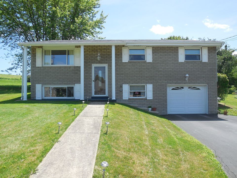 1st image of 104 Linda Ct