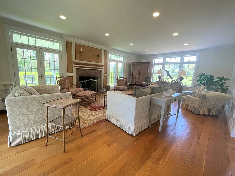 111 Cove Hollow Rd — Photo 9