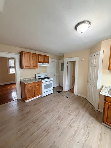 116 Sheffield Ave #3 Photo 1