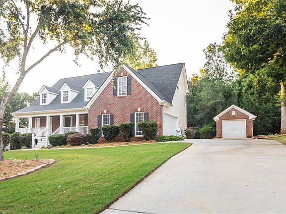 3rd image of 3141 Brians Creek Dr SE