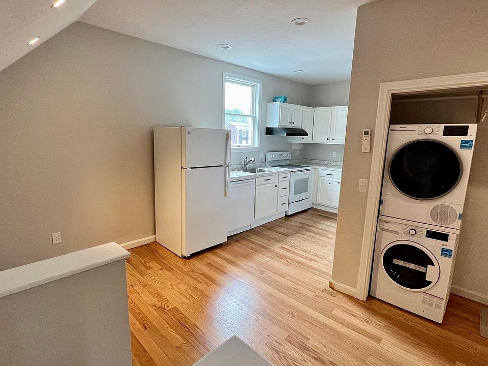 1st image of 235 Washington St #3